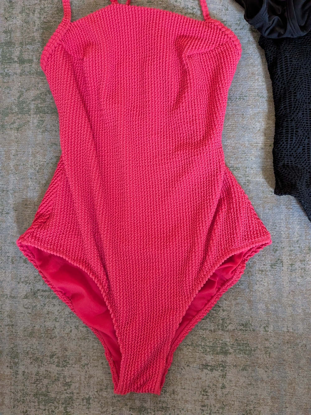 Set Of 3 One-Piece Swim Bodysuits In Excellent Condition - Picture 3 of 8